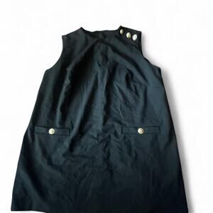 Black sleeveless dress with